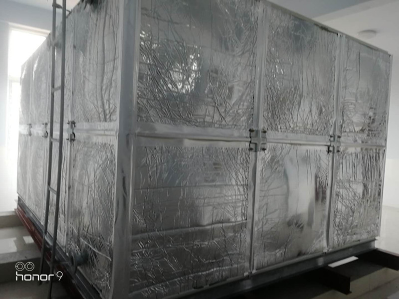 無棣鎮24立方玻璃鋼橡塑保溫水箱